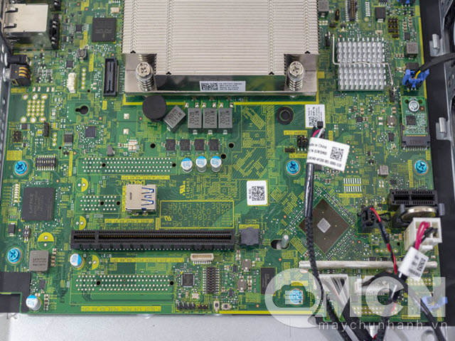 Dell-EMC-PowerEdge-R240-PCIe